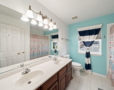 37061 N Bonnie Brae Road - Photo Thumbnail 18
