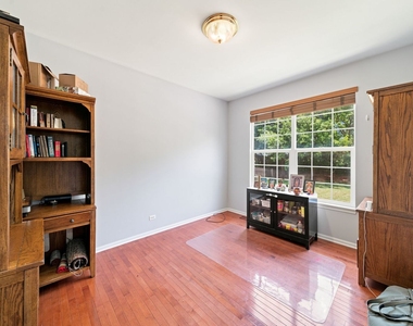 37061 N Bonnie Brae Road - Photo Thumbnail 16