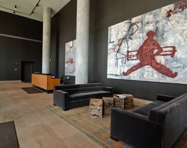 860 W Blackhawk Street - Photo Thumbnail 18
