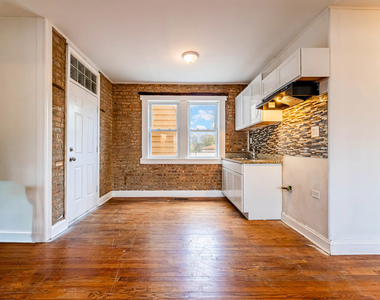 1633 W 76th Street - Photo Thumbnail 3