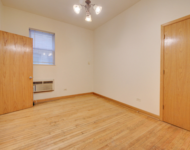 4518 N Sheridan Road - Photo Thumbnail 4