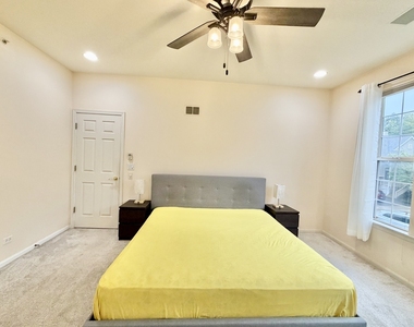 2820 N Greenwood Avenue - Photo Thumbnail 25