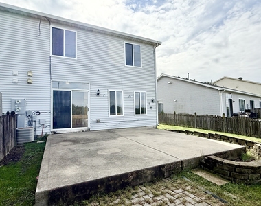 388 Richmond Drive - Photo Thumbnail 26