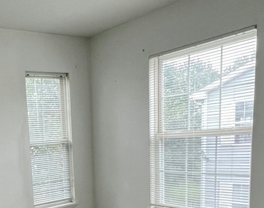 1214 Orleans Drive - Photo Thumbnail 14