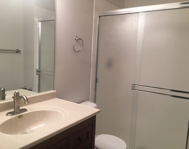 1828 Lucylle Court - Photo Thumbnail 12