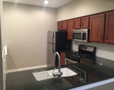 1828 Lucylle Court - Photo Thumbnail 13