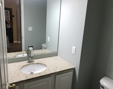 1828 Lucylle Court - Photo Thumbnail 4