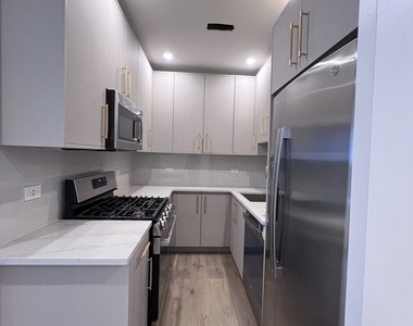 6508 N Richmond Street - Photo Thumbnail 4