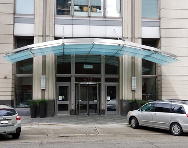 512 N Mcclurg Court - Photo Thumbnail 1