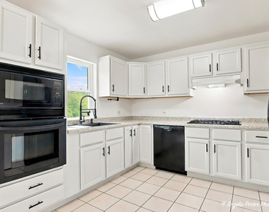 4103 Westwood Drive - Photo Thumbnail 2