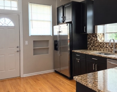 3039 W Wilson Avenue - Photo Thumbnail 11