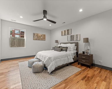 6150 S Saint Lawrence Avenue - Photo Thumbnail 21