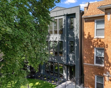 6150 S Saint Lawrence Avenue - Photo Thumbnail 4