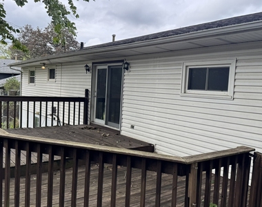 1331 Spruce Hills Drive - Photo Thumbnail 22