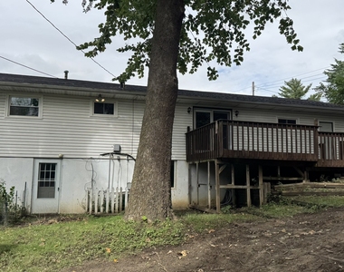 1331 Spruce Hills Drive - Photo Thumbnail 23
