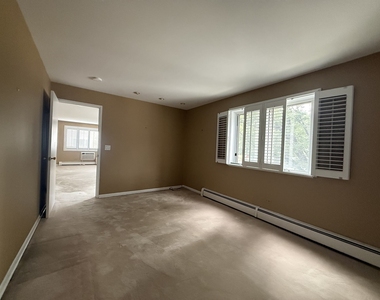 950 Washington Boulevard - Photo Thumbnail 17