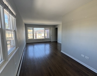 7249 W Belmont Avenue - Photo Thumbnail 2