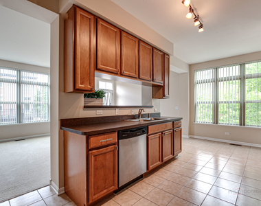 726 Summit Lane - Photo Thumbnail 13