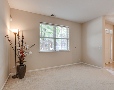 726 Summit Lane - Photo Thumbnail 4
