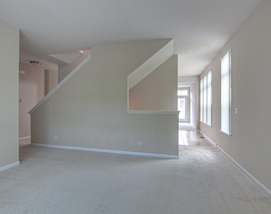 726 Summit Lane - Photo Thumbnail 15