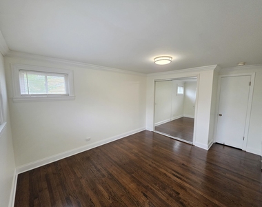 9104 Oleander Avenue - Photo Thumbnail 15