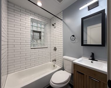 1218 Maple Avenue - Photo Thumbnail 4