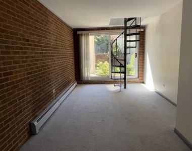 950 Washington Boulevard - Photo Thumbnail 11
