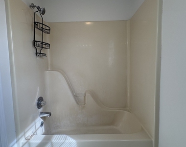 707 N Golfcrest Road - Photo Thumbnail 14