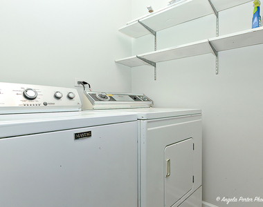 1402 Inverrary Lane - Photo Thumbnail 10
