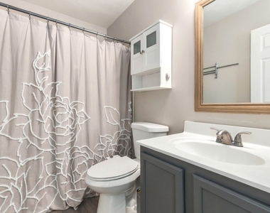 24615 Patriot Square Drive S - Photo Thumbnail 13