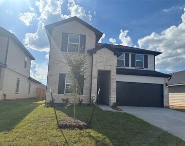 31423 Harp Ridge Drive - Photo Thumbnail 1