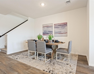 31423 Harp Ridge Drive - Photo Thumbnail 9