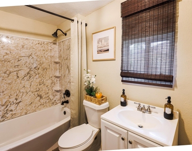 910 Brockman Street - Photo Thumbnail 15