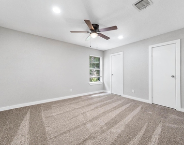 4618 W Orange Street - Photo Thumbnail 15