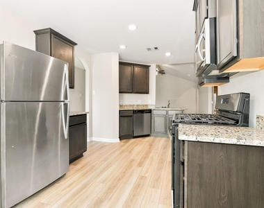 22039 Ellison Drive - Photo Thumbnail 7