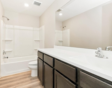 22039 Ellison Drive - Photo Thumbnail 13