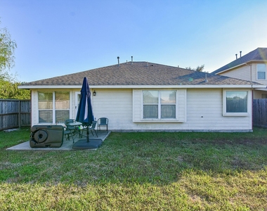 20802 Oak Rain Court - Photo Thumbnail 23