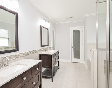 6211 Pebble Canyon Court - Photo Thumbnail 19