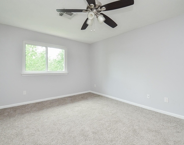 6211 Pebble Canyon Court - Photo Thumbnail 23