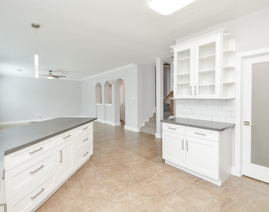 6211 Pebble Canyon Court - Photo Thumbnail 14