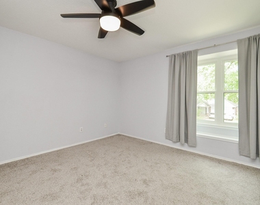 6211 Pebble Canyon Court - Photo Thumbnail 22