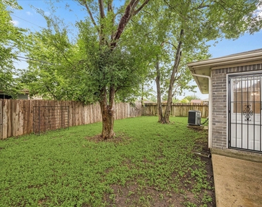 5239 Sugar Bush Drive - Photo Thumbnail 19