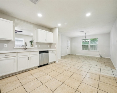 5239 Sugar Bush Drive - Photo Thumbnail 13