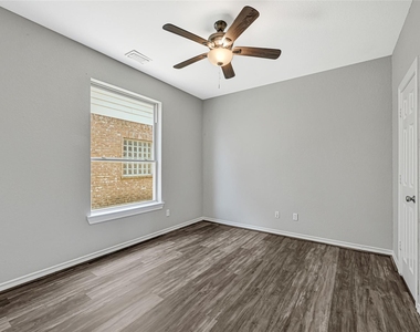 30414 Avera Creek Drive - Photo Thumbnail 11