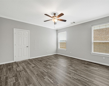 30414 Avera Creek Drive - Photo Thumbnail 12