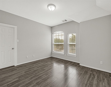 30414 Avera Creek Drive - Photo Thumbnail 23
