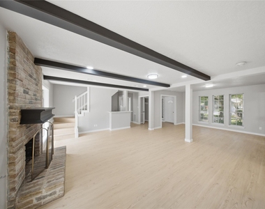 13903 Charlynn Oaks Dr - Photo Thumbnail 6