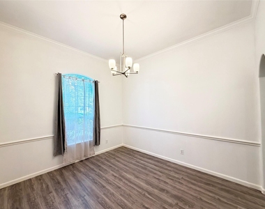 7307 Coldstone Creek Court - Photo Thumbnail 3