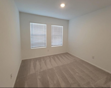 4214 Briarstone Knoll Trail - Photo Thumbnail 7