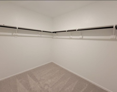 4214 Briarstone Knoll Trail - Photo Thumbnail 6